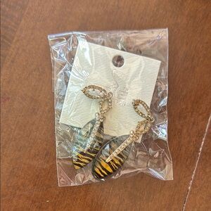 Mia Collection Dangle Teardrop Zebra Tiger Earrings Black Gold